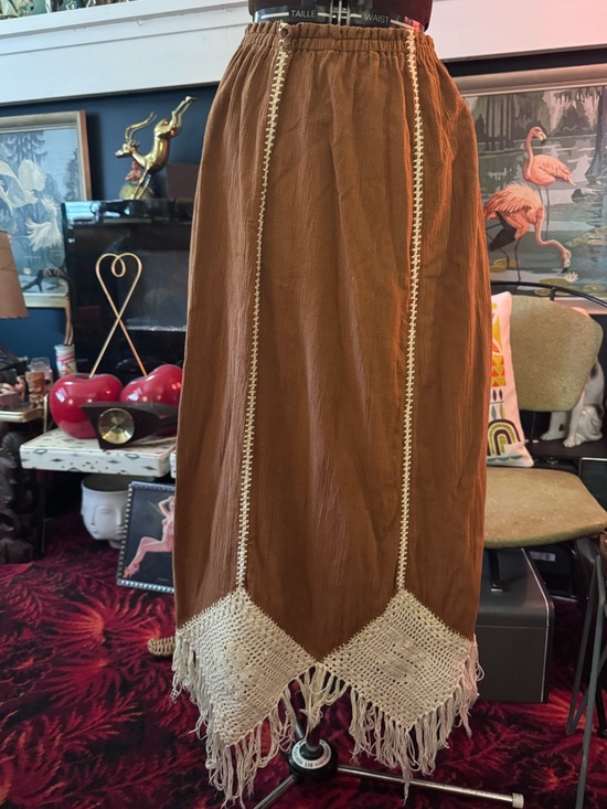 Vintage Dresses & Skirts - Vintage 1970s cotton and crochet skirt with fringe